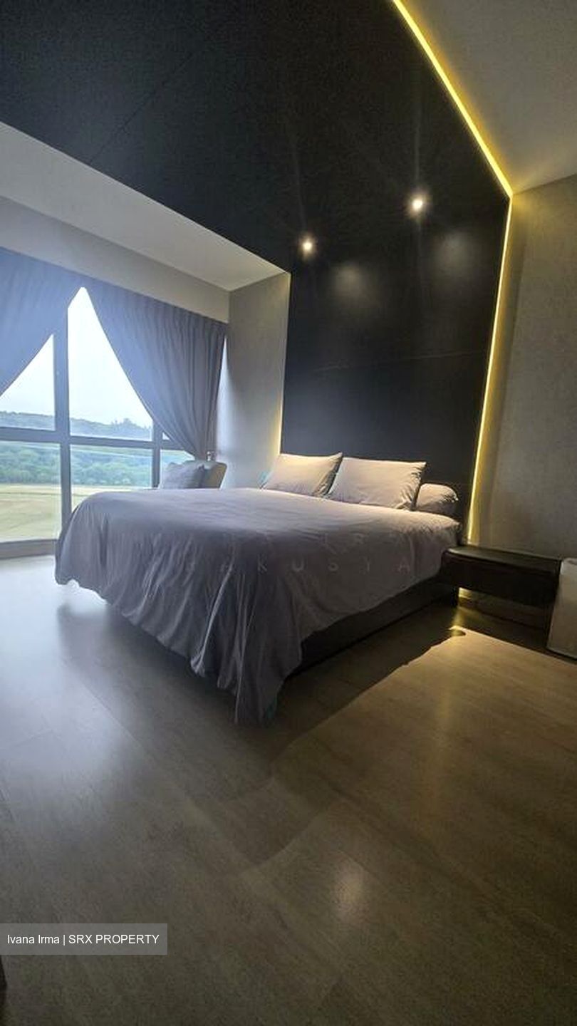 Waterwoods (D19), Condominium #500017791